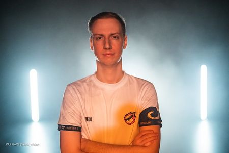 neLo player image